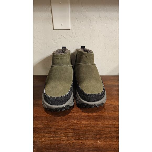 UGG Venture Daze Ultra Mini Olive Green Boots 1158200 Women's Size 8 Mens Size 7 - Picture 2 of 5